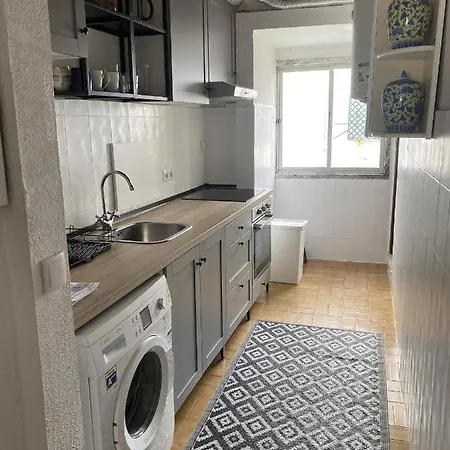 Vintage 2bedroom * Lisbon